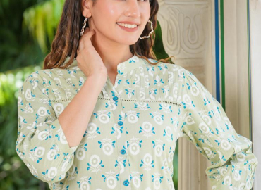 Women’s Floral Printed Regular Pintucks Shirt (Green)