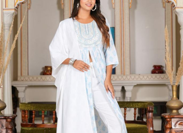 Women’s White Floral Embroidered Gathered Kurta with Pant & Dupatta (White)