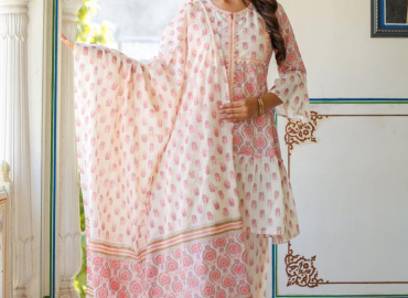 Women’s Floral Printed Kurta with Sharara and Dupatta (Pink)