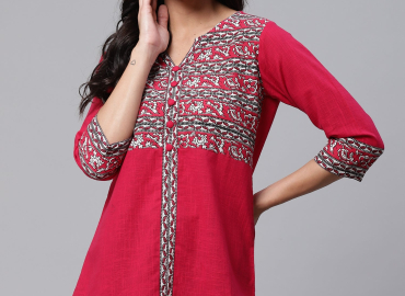 Women’s Cotton Slub Kalamkari Printed Regular Top (PINK)